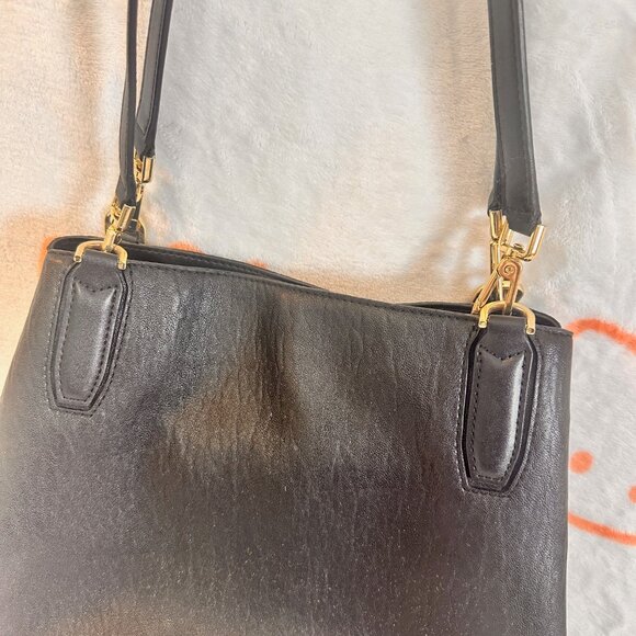 black leather Calvin Klien handbag - Picture 3 of 5